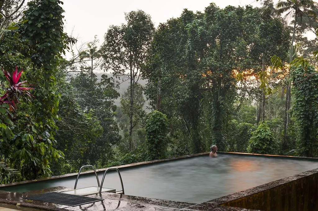 Country house Serenity At Kanam Estate
